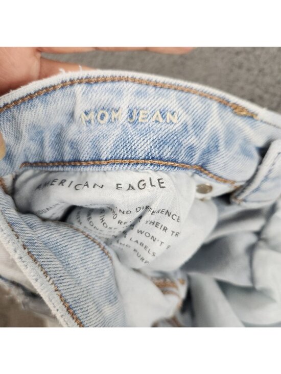 AE Stretch Ripped Mom Jean Women's Size 2 High Waisted Ankle American Eagle - Picture 10 of 11